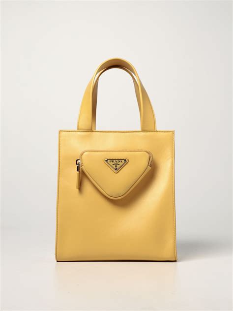 bolsos prada nueva coleccion|bolsas de prada mujer.